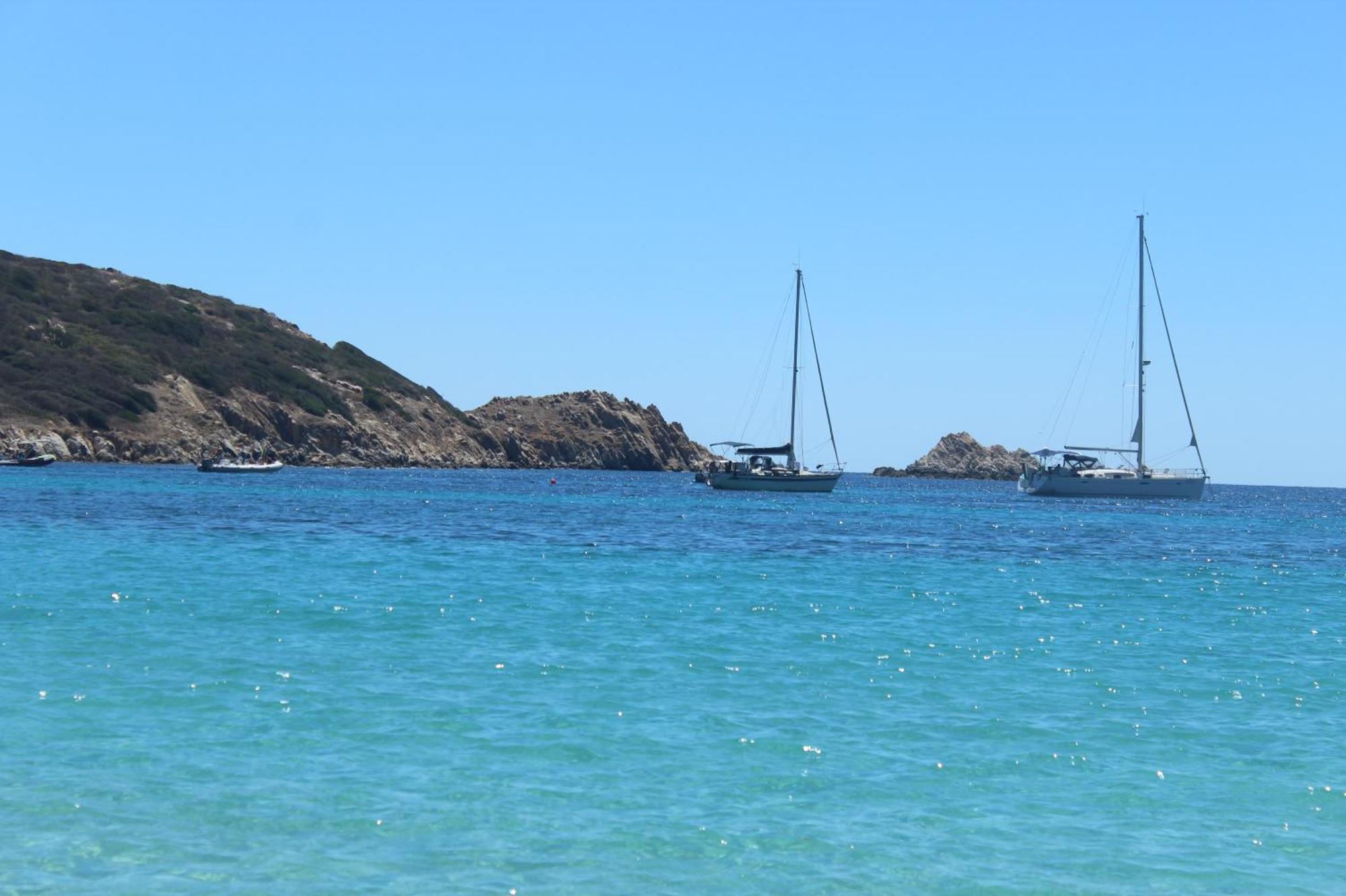 Los Flamingos Bed & Breakfast La Maddalena  Bagian luar foto