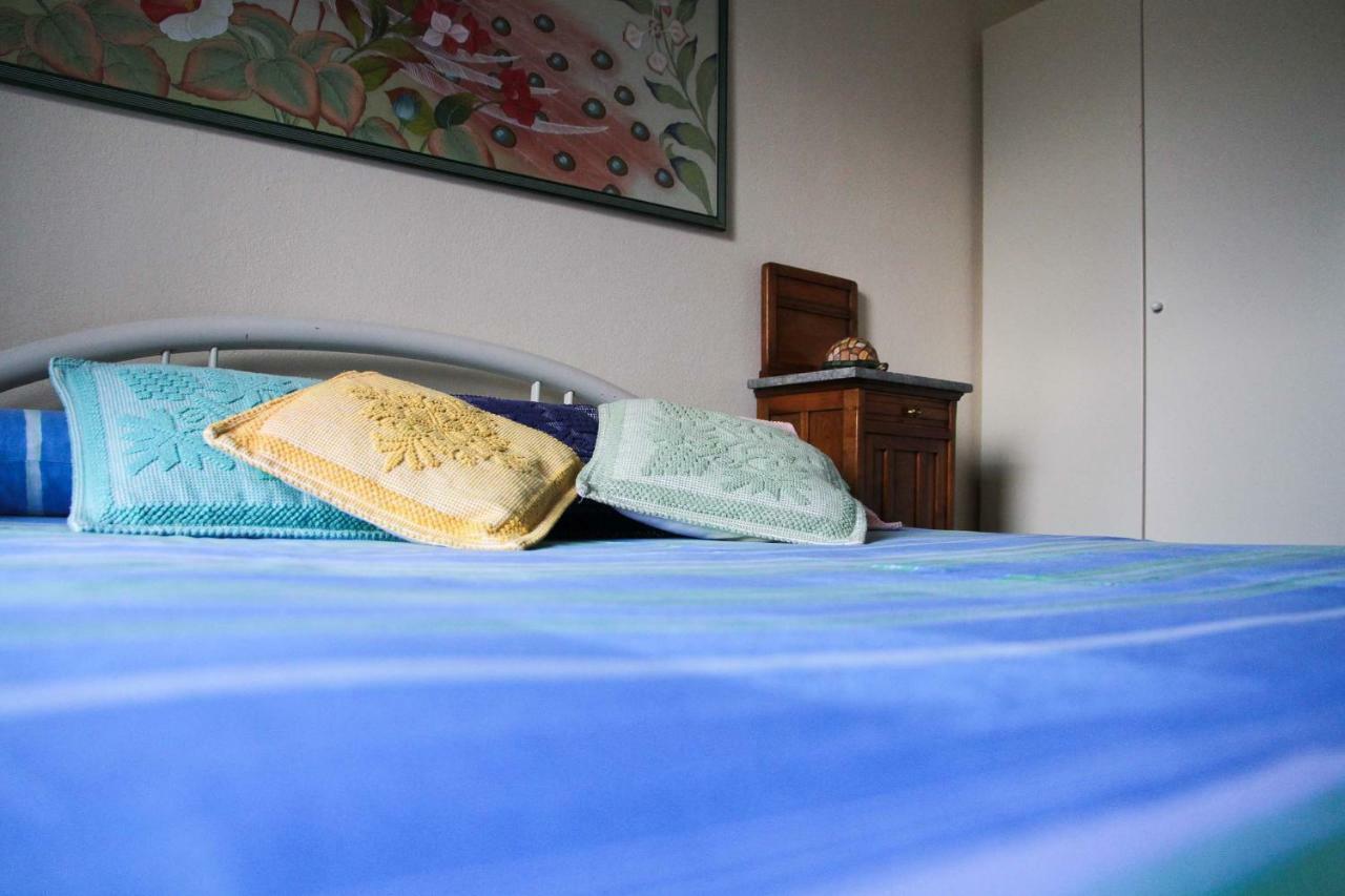 Los Flamingos Bed & Breakfast La Maddalena  Bagian luar foto