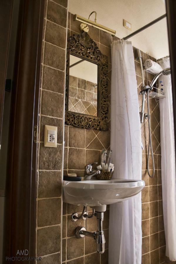 Los Flamingos Bed & Breakfast La Maddalena  Bagian luar foto